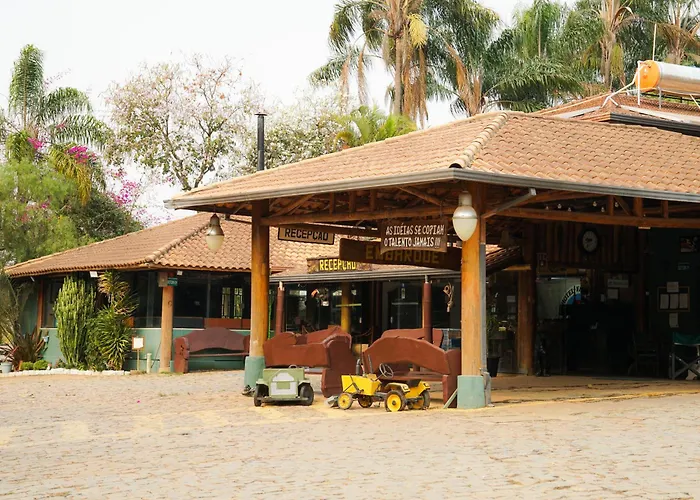 Fazenda Poços de CaldasHotel Em